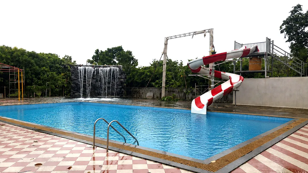 Resort Swimming Pool